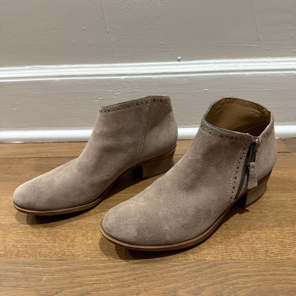 Lucky Brand Leather Benna Tan Ankle Boot Bootie Slip On Size 7.5 Women's - Picture 3 of 8